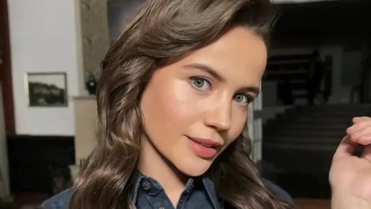 Yağmur Yüksel piyano başında adeta şov yaptı!