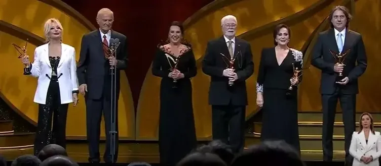 ALTIN KELEBEK ÖDÜLÜ 2024 KAZANANLAR LİSTESİ! 50. Pantene Altın Kelebek ödülünü kimler aldı, kimler kazandı?