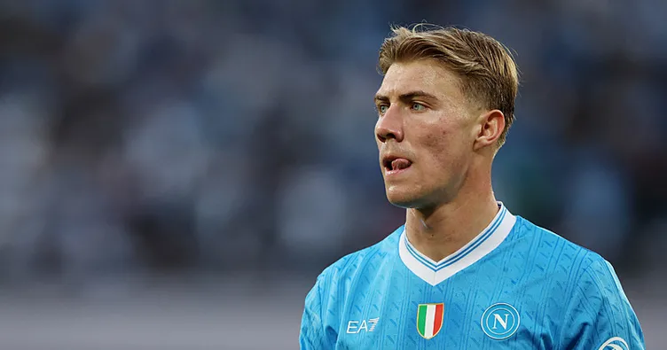 Napoli, Lazio’ya yenildi! Inter şampi…