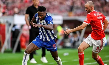 Trabzonspor’a Wilson Manafa önerisi!