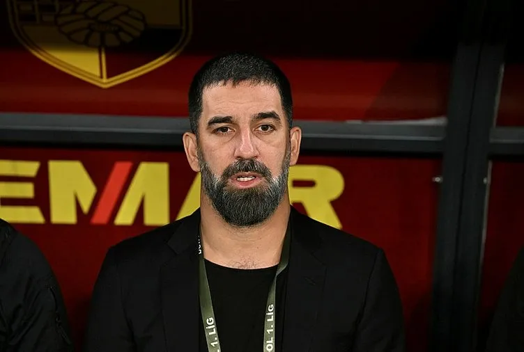 Son dakika haberleri: Arda Turan Galatasaray’ın eski yıldızını alıyor! 1. Lig’e damga vuran Eyüpspor’dan çok konuşulacak transfer…