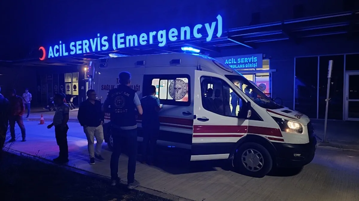 5'inci kattan düşen çocuk ağır yaralandı 5'inci kattan düşen çocuk ağır yaralandı