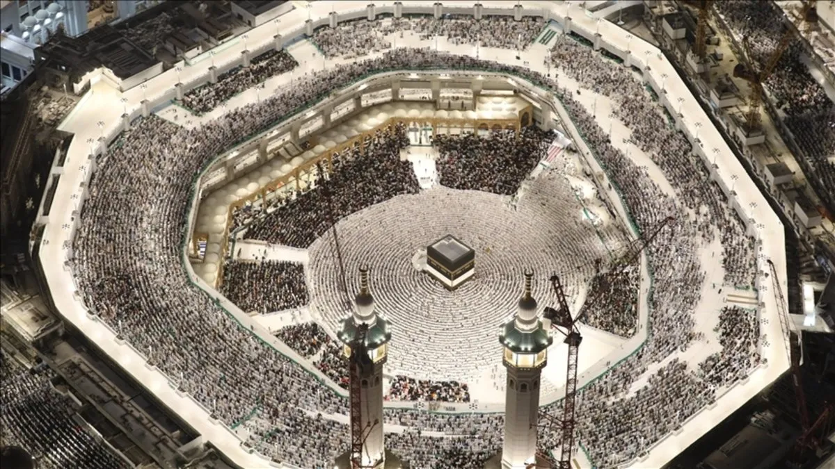 Suudi Arabistan’dan hacca izinsiz gelenlere 10 yıl ülkeye giriş yasağı