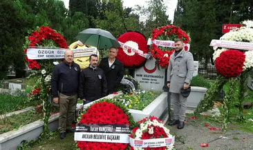 Naim Süleymanoğlu kabri başında anıldı