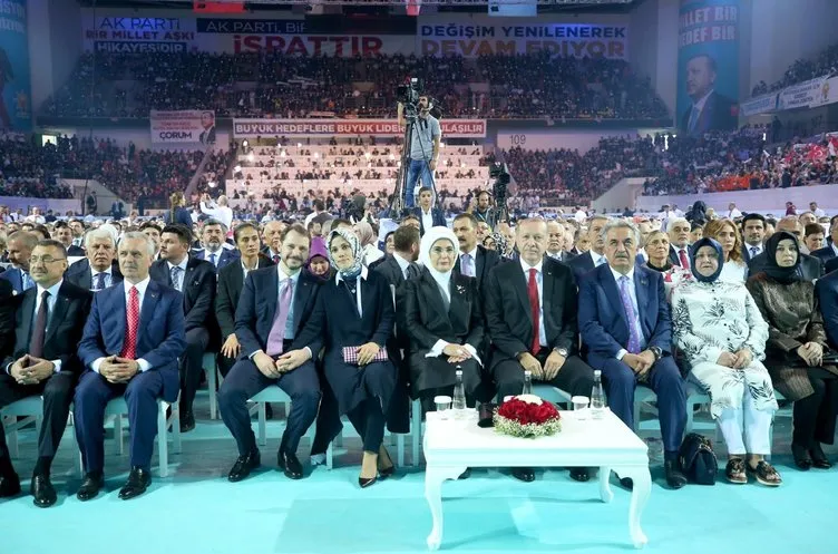 AK Parti kongresinden kareler