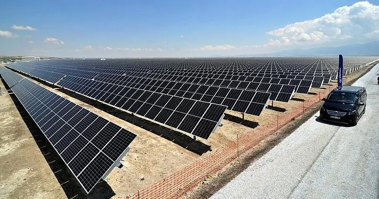 Kalyon Enerji’den dev anlaşma! Karapınar Güneş Enerjisi Santrali için 812 milyon dolarlık finansman