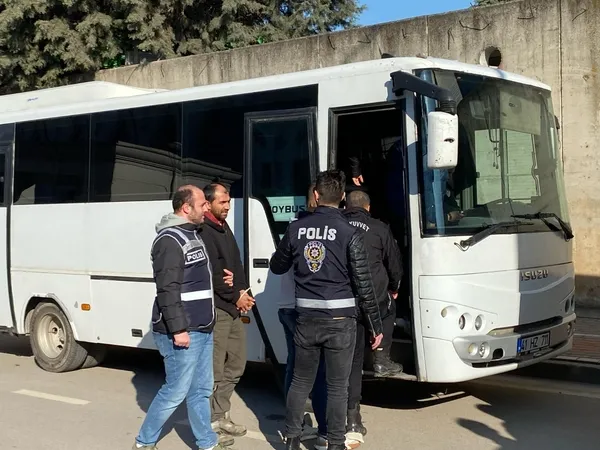 bungalov-dolandiricilarina-operasyon-120-milyonluk-vurgunda-30-gozalti-1741333766382.jpg