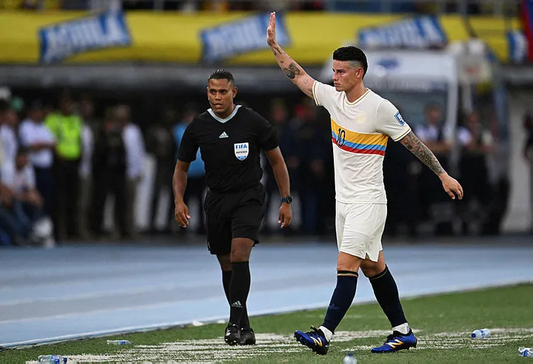 Dünyada yılın futbolcusu adayları belli oldu! Türkiye’den yalnızca 1 isim var: İşte futbolda 2024’ü kasıp kavuranlar…