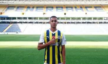 Son dakika Fenerbahçe transfer haberi: Fenerbahçe Bartuğ Elmaz transferini resmen açıkladı