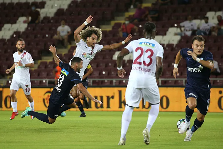 hatayspor-kasimpasa-macinda-tek-gol-canli-1628971940223.jpg