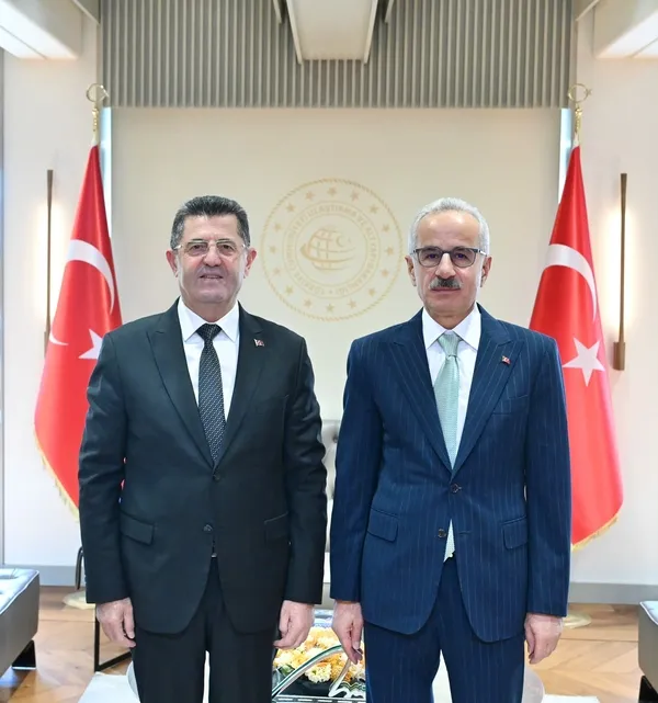 cekmekoyun-projeleri-cumhurbaskani-erdogana-sunuldu-cekmekoye-metro-ve-yesil-yol-koridoru-geliyor-1791795501706.jpg