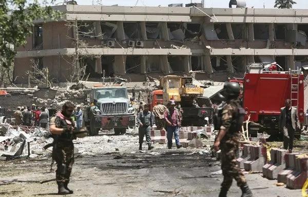Afganistan’ın başkenti Kabil kana bulandı! Büyük patlamada en az 80 ölü