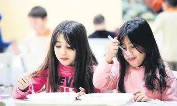 Öğrencilere ücretsiz yemek