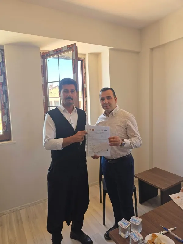 adiyamanda-depremzede-ailelere-yeni-yuvalarinin-anahtarlari-teslim-edildi-1780942747098.jpg