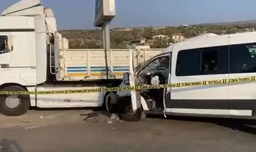 Erdemli’de feci kaza! 2 ölü, 10 yaralı #mersin