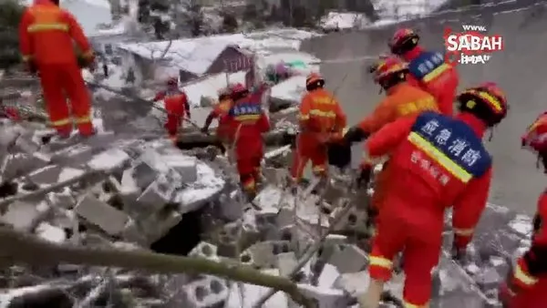 Çin’de heyelan: 47 kişi toprak altında kaldı | Video