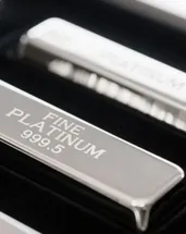 Platin piyasasında çift yönlü baskı