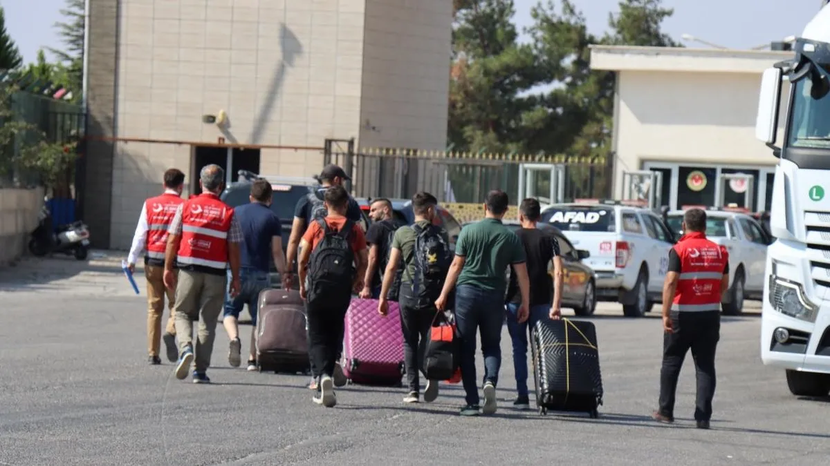 1 milyon Suriyeli ülkesine geri döndü