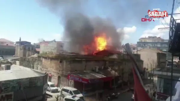 SON DAKİKA: İstanbul Fatih Kumkapı'da Kaçakçılık Şube Müdürlüğü'ne ait depoda yangın | Video