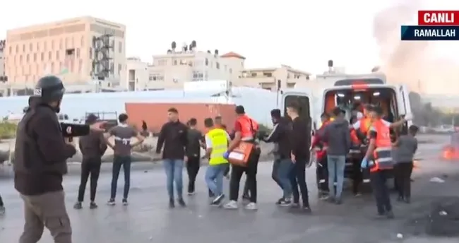 Son dakika: Canlı yayında İsrail vahşeti! A Haber yayını sırasında göstericiler vuruldu Son dakika: Canlı yayında İsrail vahşeti! A Haber yayını sırasında göstericiler vuruldu