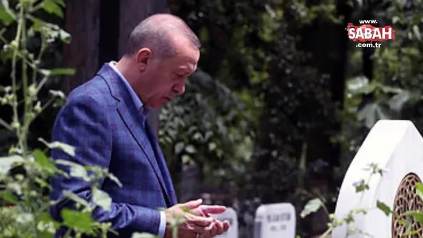 Cumhurbaşkanı Erdoğan annesi Tenzile ve babası Ahmet Erdoğan'ın kabirlerini ziyaret etti | Video