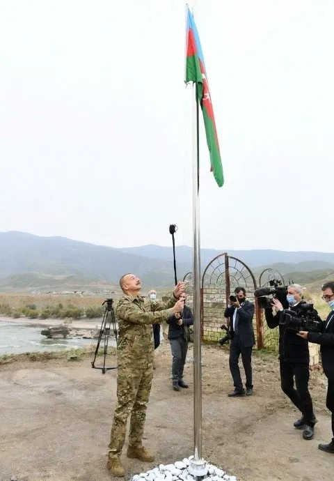 Aliyev işgalden kurtarılan bölgede! 27 yıl sonra ilk kez...