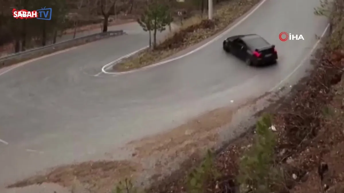 Drift atarken 9 saniye kameralara yakalandı, 32 bin TL ceza ödedi Drift atarken 9 saniye kameralara yakalandı, 32 bin TL ceza ödedi