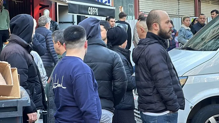 İstanbul’da ceset paniği: Arabanın arka koltuğundan ölü bulundu!