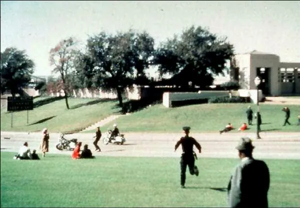 abd-yonetiminden-kennedy-suikastiyla-ilgili-yeni-karar-gizli-belgeler-yayimlanacak-1635002641790.jpg ABD yönetiminden Kennedy suikastıyla ilgili yeni karar! Gizli belgeler yayımlanacak
