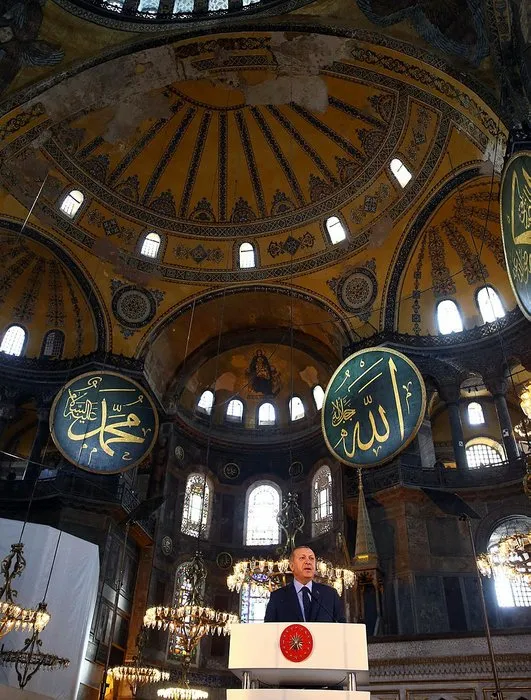 Cumhurbaşkanı Erdoğan'ın Yeditepe Bienali açılışından yansıyan kareleri