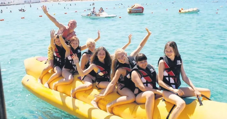 Rus turist beş ayda 3 milyonu aşar