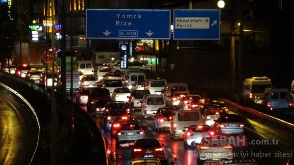 Trabzon'daki şiddetli sağanak Araklı ve Arsin'de hasara yol açtı