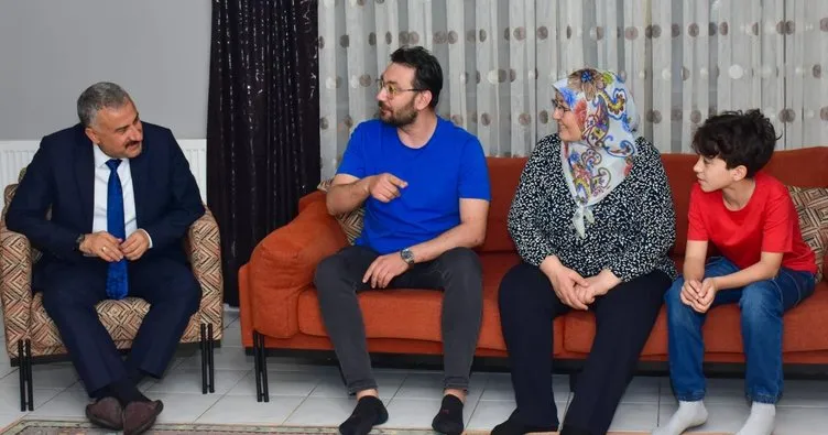 Şehit Mehmet Yıldızoğlu’nun kardeşi Fatma Şahin’e ziyaret