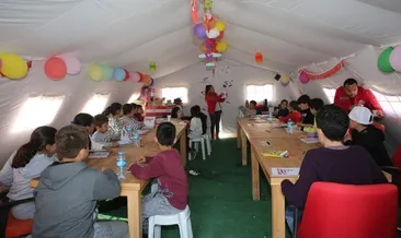 Çadır kent sosyal yaşam alanına dönüştü