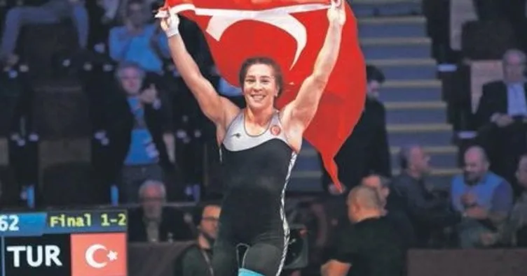 Güreşte üç final
