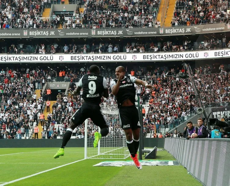 Aboubakar: Beşiktaş’ta kalmak istiyorum