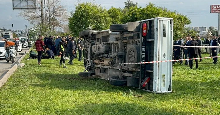 Antalya’da aracın devrilmesi sonucu infaz memuru hayatını kaybetti
