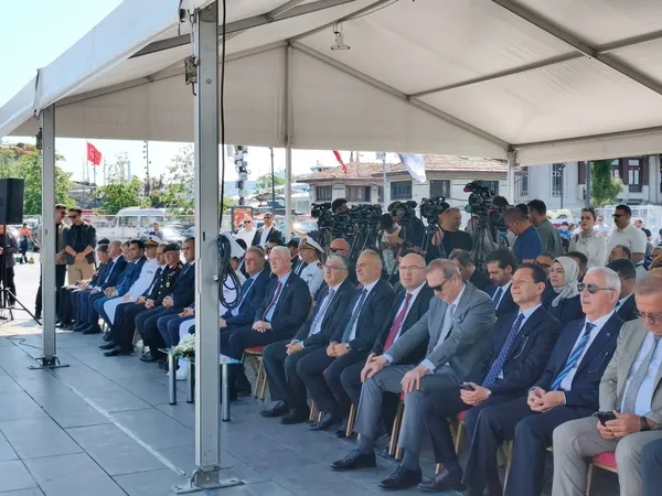 kabotaj-bayrami-besiktasta-kutlandi-1782897182995.jpg