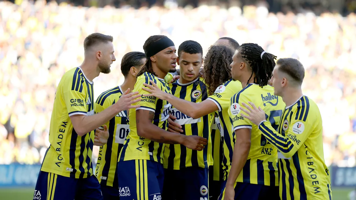Fenerbahçe, 2 sezon sonra ilk yarıda 5 gol barajını aştı