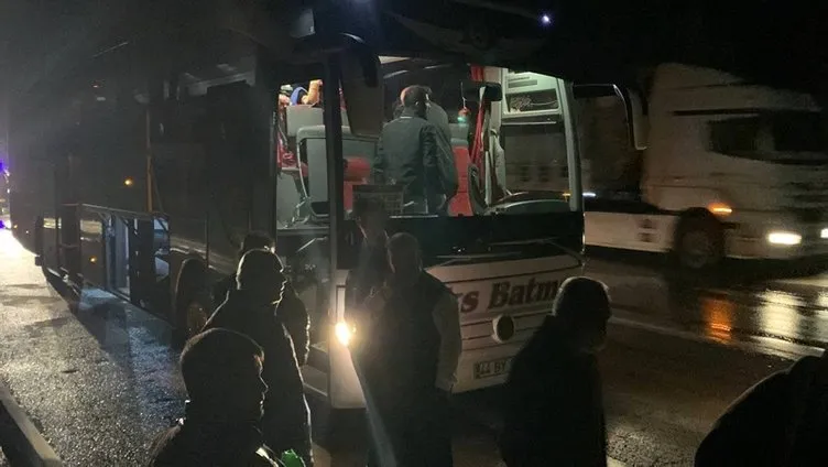 Osmaniye’de korku dolu anlar! Yolcu otobüsü alev alev yandı