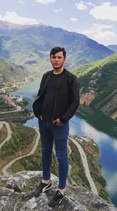 Romeo ve Juliet’i aratmayan olay! Kız meselesi yüzünden çifte intihar!