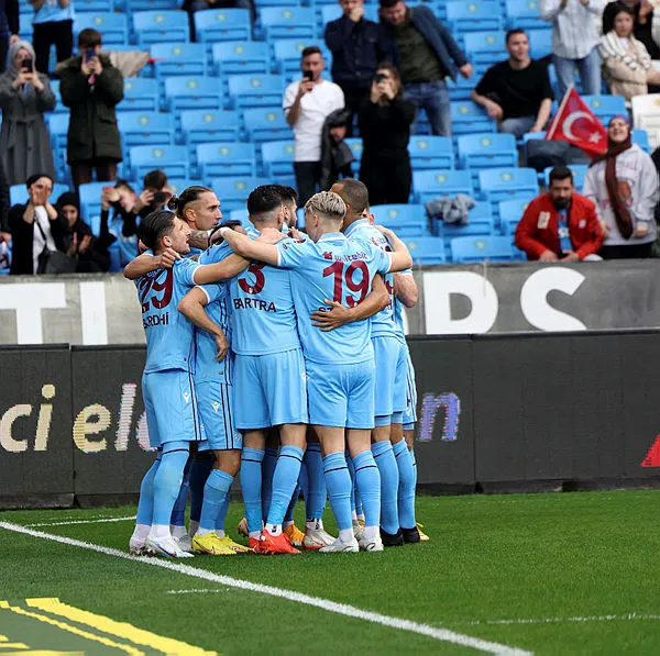 trabzonspor-galibiyet-hasretinini-bitirmek-istiyor-son-5-macta-1683524083925.jpg
