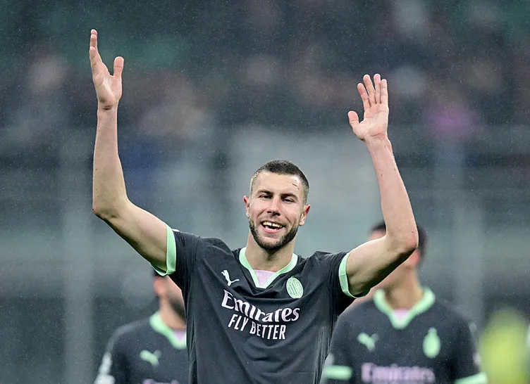 Son dakika Galatasaray haberi: Milan, Galatasaray’ın resmi teklifini açıkladı! Pavlovic transferinde sıcak gelişme...