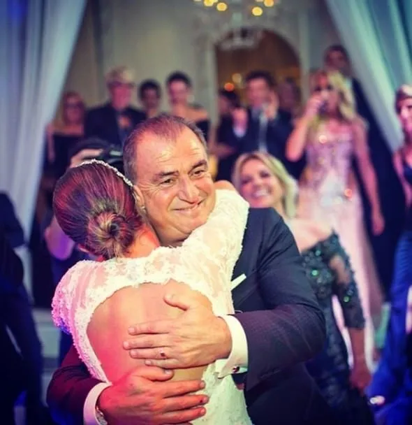 Buse Terim'den doğum sonrası ilk fotoğraf