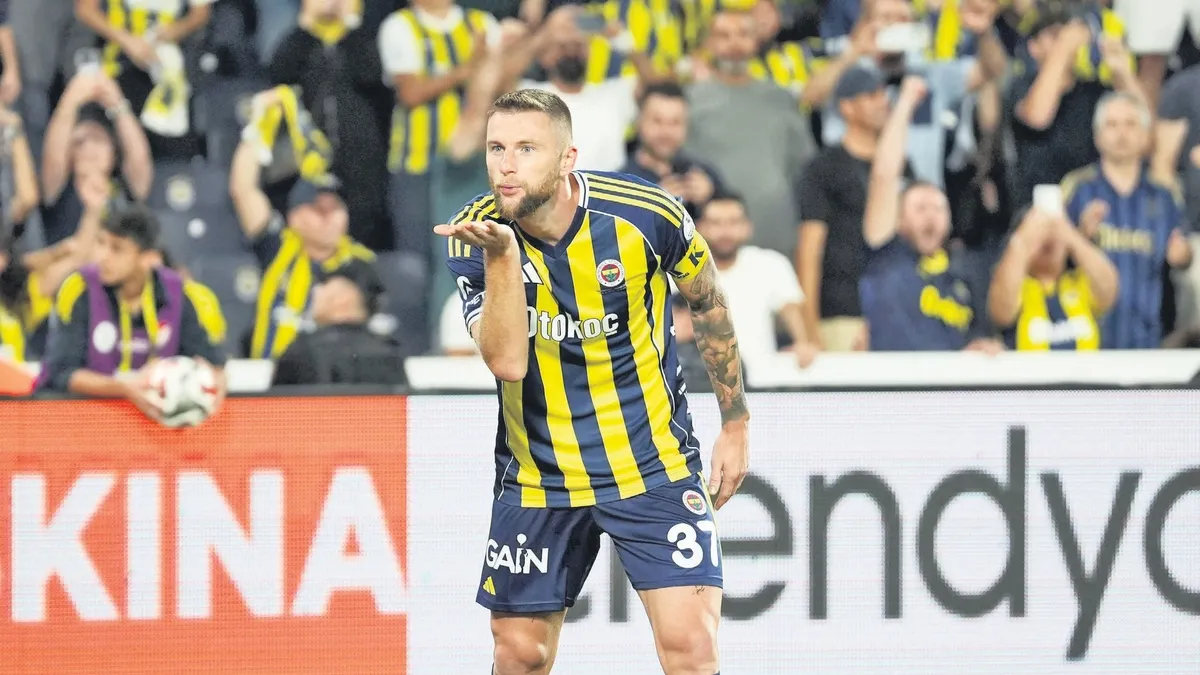 Teşekkürler Fenerbahçe’de mutluyum