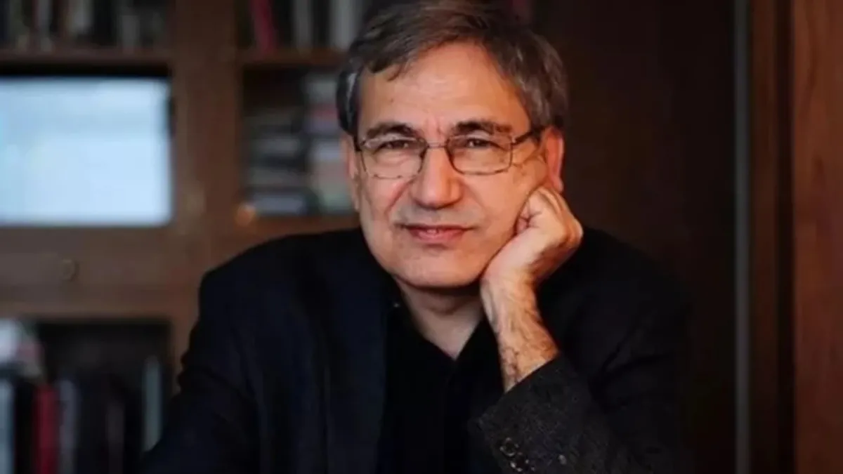 Merhaba kentsel dönüşümcü: Orhan Pamuk’un Boğaz manzaralı  evi yıkılıyor...