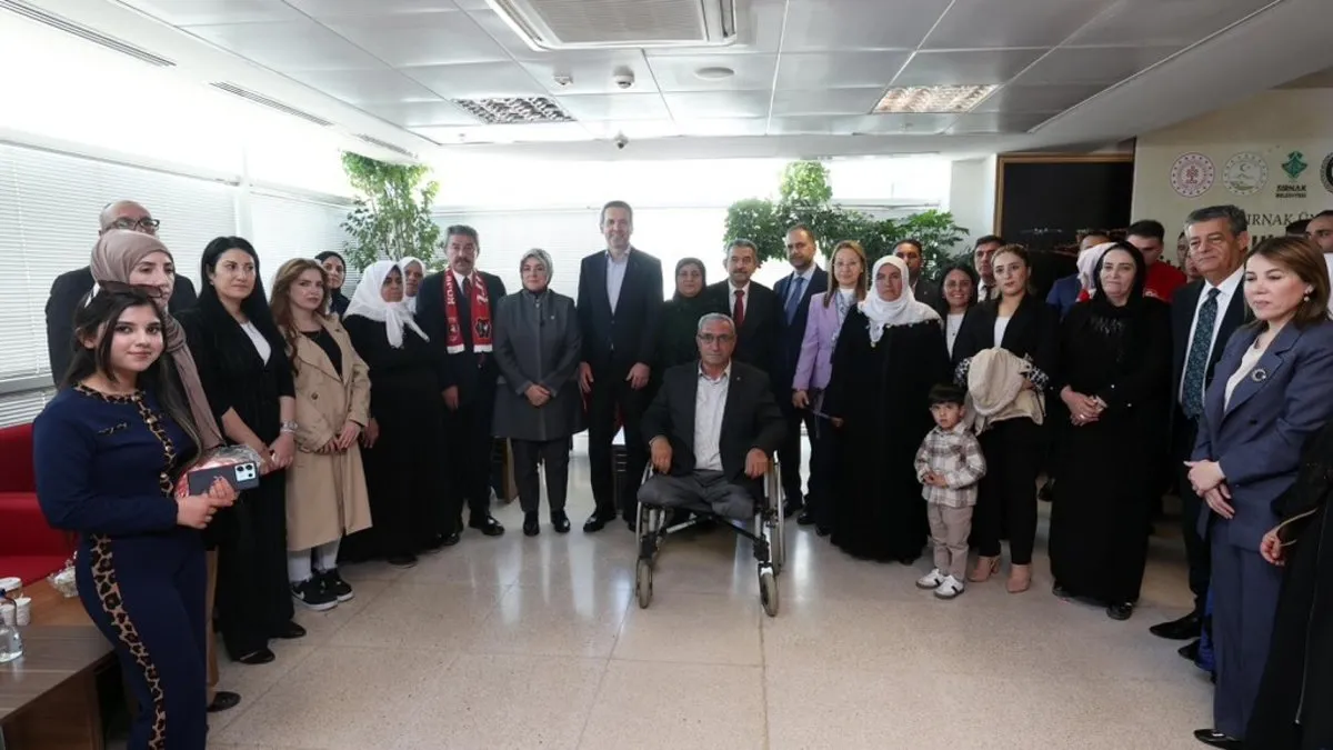 Bakan Bayraktar Şırnak'ta şehit aileleriyle bir araya geldi!