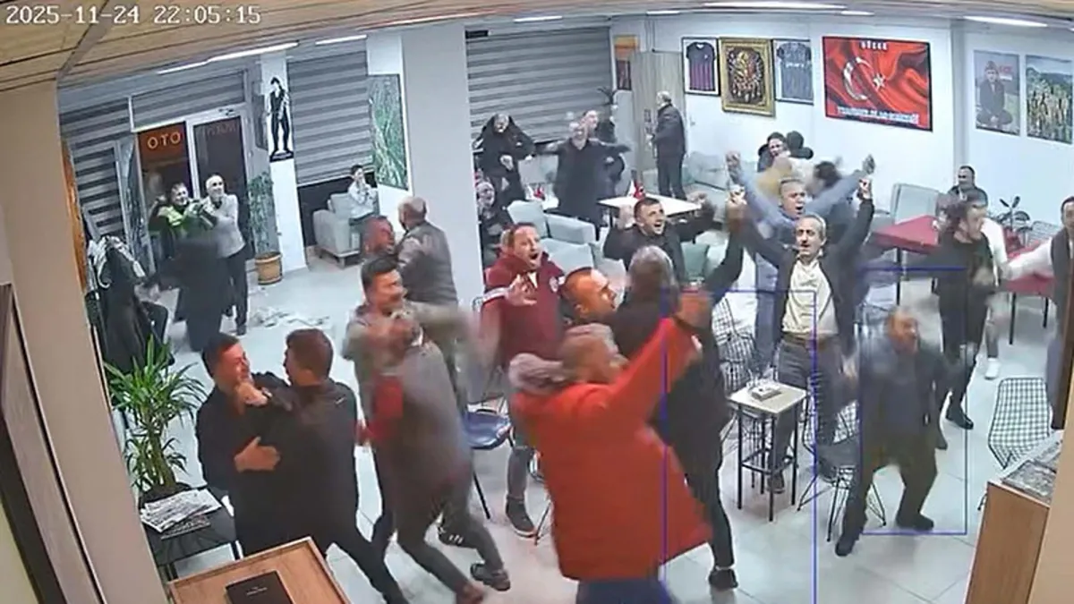 Trabzonspor gol attı taraftarlar böyle coştu! Son dakika golü sevinci zirveye çıkardı