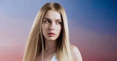 Aleyna Tilki direk dansı yaptı sosyal medyaya damga vurdu! 20 yaşındaki Aleyna Tilki’nin bu halleri olay...