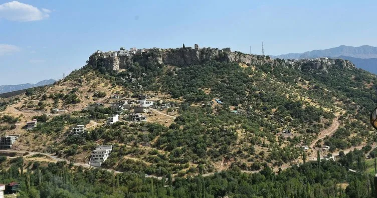 Duhok Valisi Tatar, terör örgütü PKK yüzünden köyüne gidemediğini söyledi